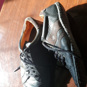 Born leather sneakers‎